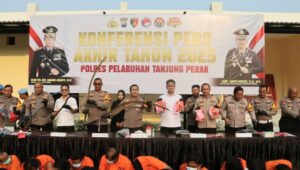 CREATOR: gd-jpeg v1.0 (using IJG JPEG v62), quality = 82?