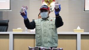 KPK-Tangkap-Tangan-Tersangka-Penerimaan-Hadiah-atau-Janji-Pengurusan-Sengketa-Lahan-di-PN-Depok-image_large